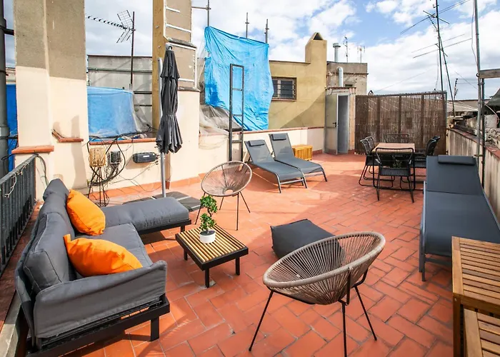 31Ara1092- Newly Refurbished 2Br Flat In The Gothi