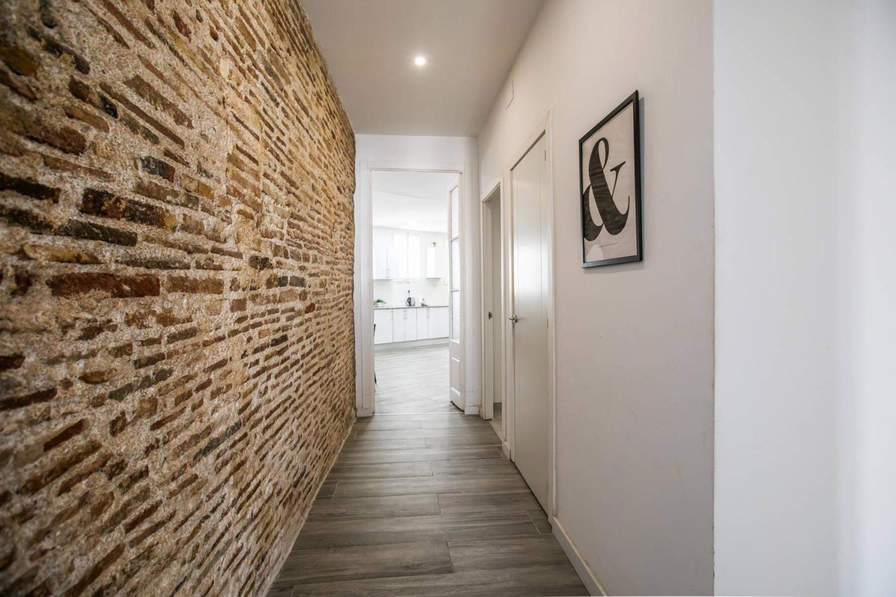 31ara1092- Newly Refurbished 2br Flat In The Gothi Apartment Barcelona